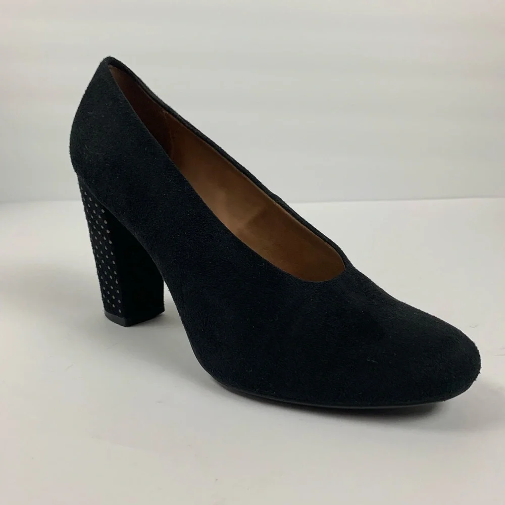 Nicole Black Genuine Leather Suede Chunky Heels Metal Studs Size 7.5 Like New